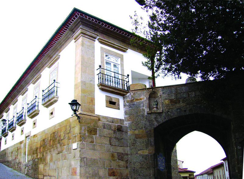 Montebelo Palacio Dos Melos Viseu Historic Hotel Экстерьер фото